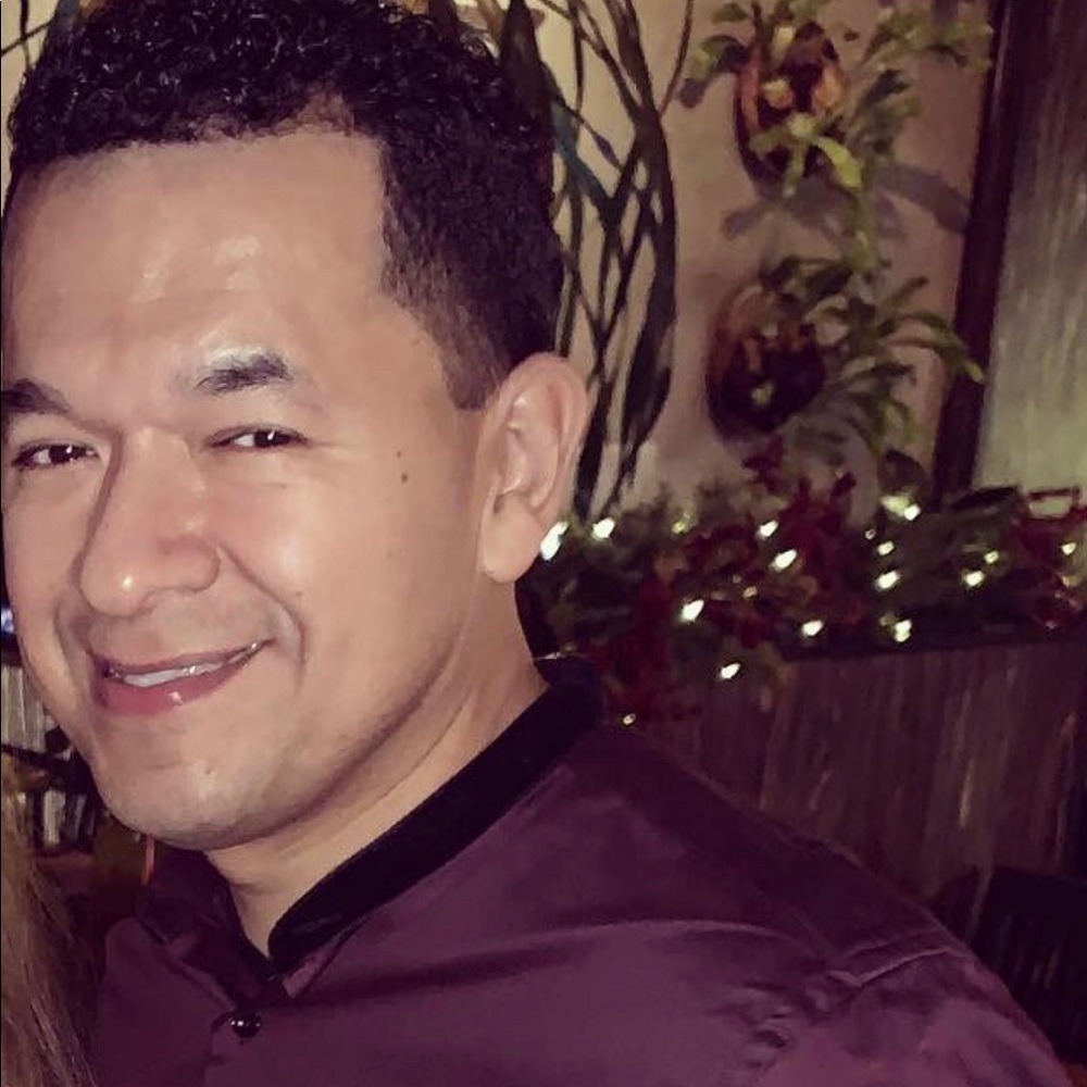 Meet your Posher, Rene